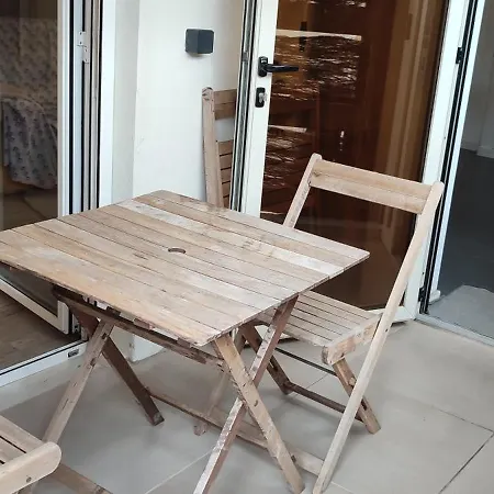 公寓 T2 Climatise Independant Avec Terrasse Centre A 3 Minutes Des Plages Et Des Rue Pietones *